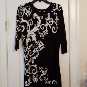 White House/Black Market tunic